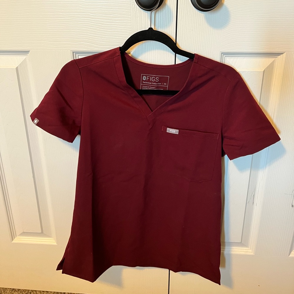 Figs Burgundy Set